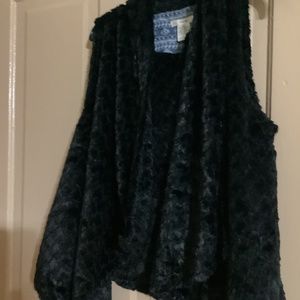 Soft faux fur vest.